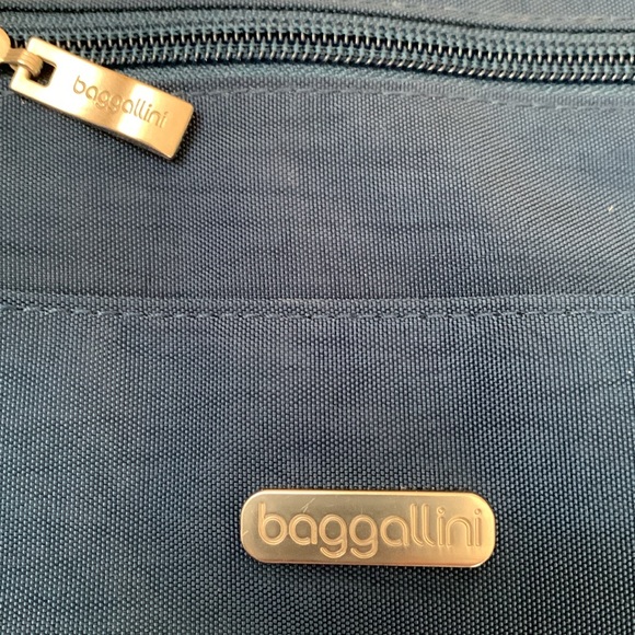 New Baggallini tote bag blue adjustable strap lots of pockets - Picture 5 of 17